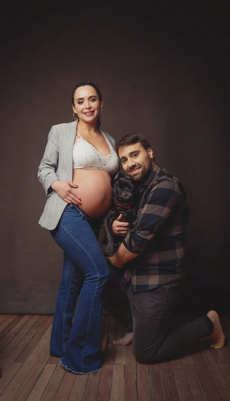 Sesión de fotos de embarazo artística